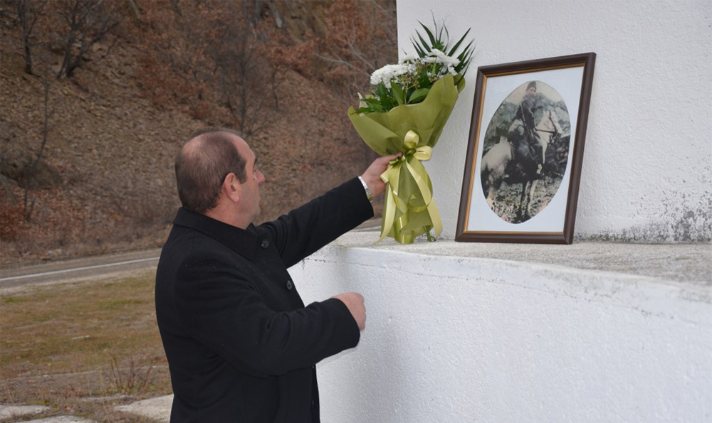 Одбележани 74 години од битката на Пелинце