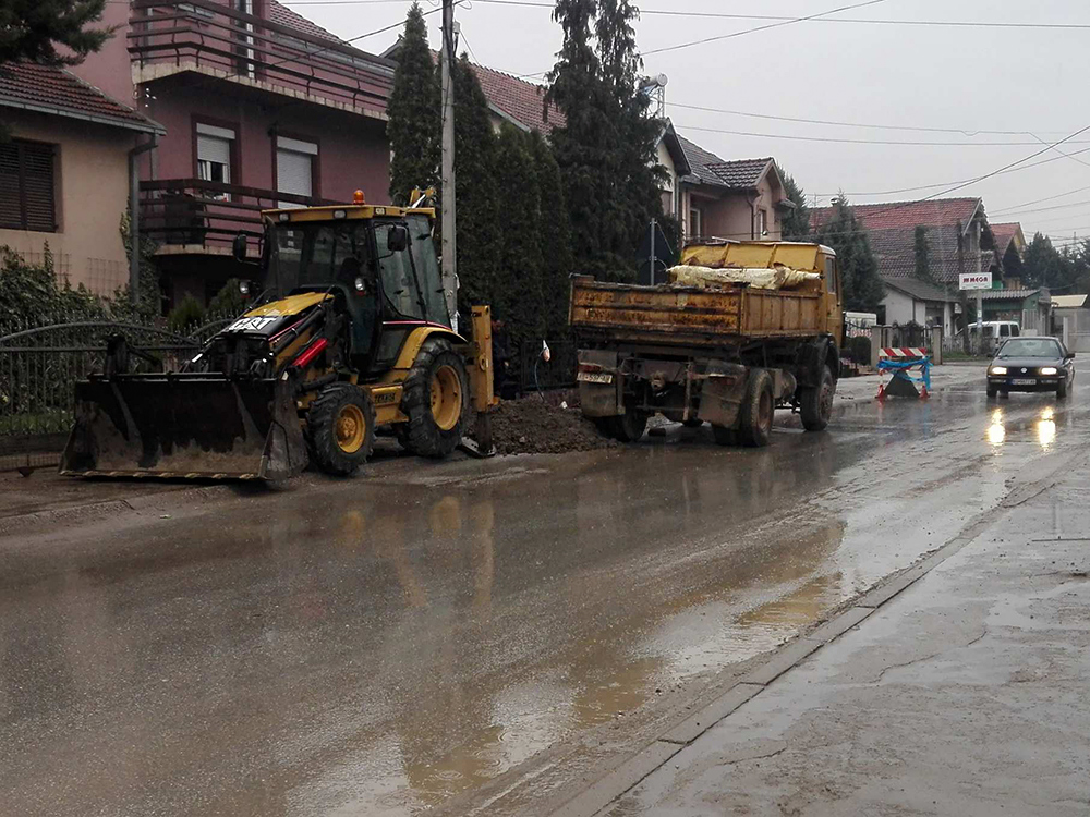 Жителите на Никола Тесла седум дена без вода, обвини ВМРО-ДПМНЕ