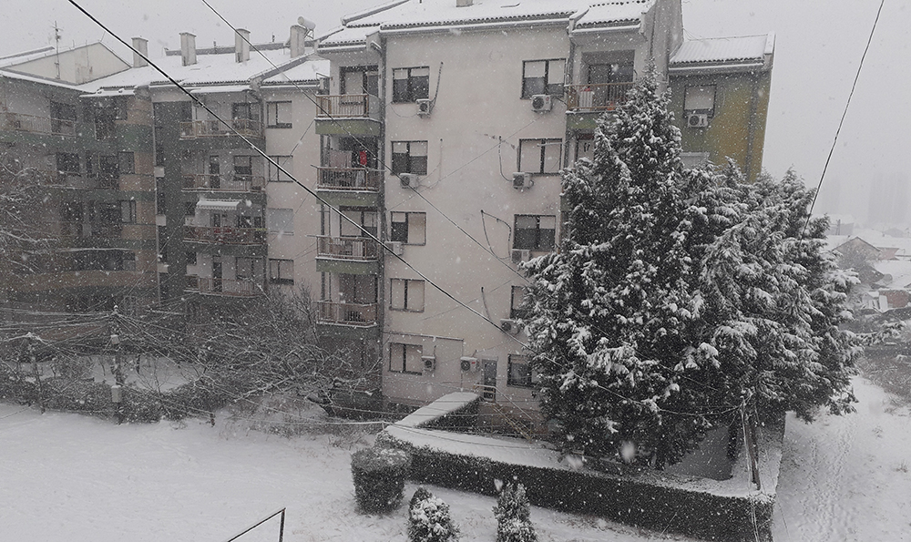 Во Куманово 8 сантиметри снег, -5 минимална температура