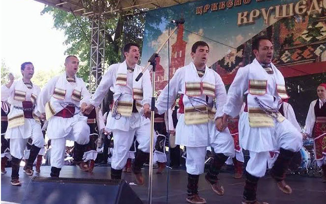 “Српски вез“ настапи на “Крушедолски ѕвона“ во Нови сад