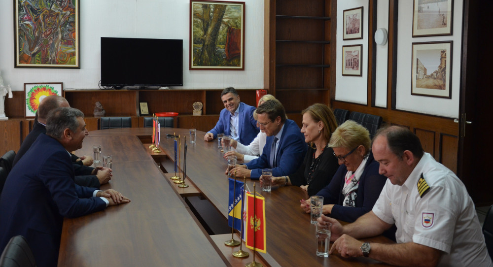 Петмина амбасадори во пријателска посета на Општина Куманово