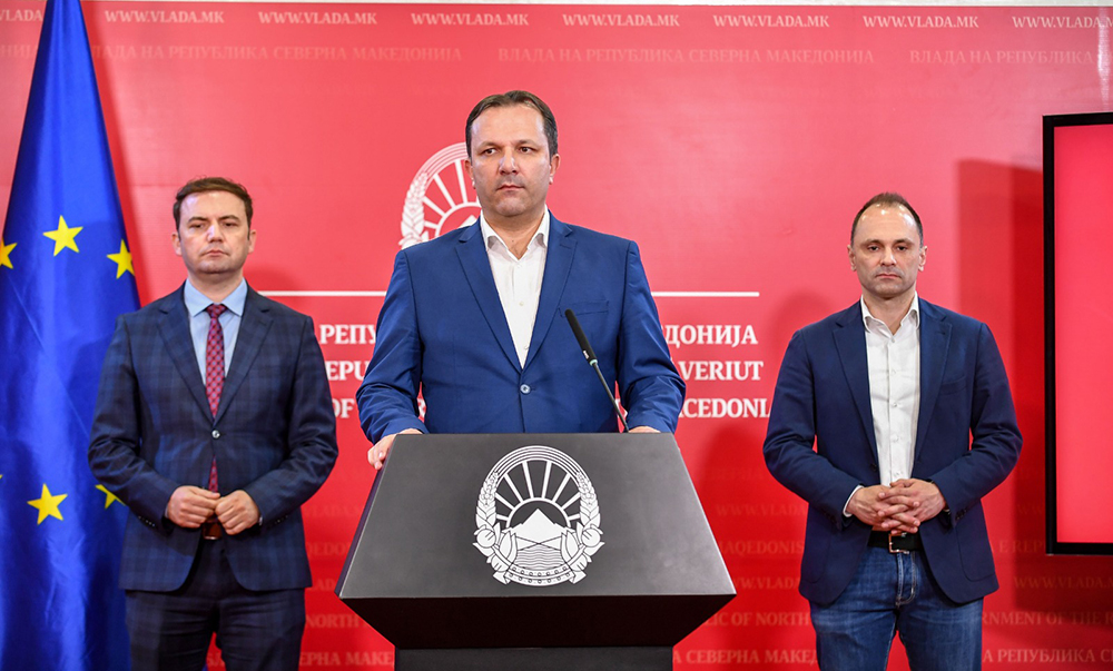 Забрането движење од 16 до 5 часот за време на викендите